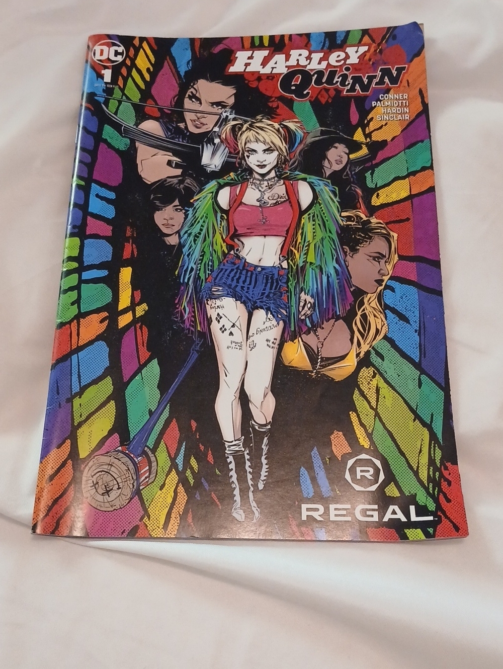 Harley Quinn Women's Denim Shorts - Multicolor Comic Book